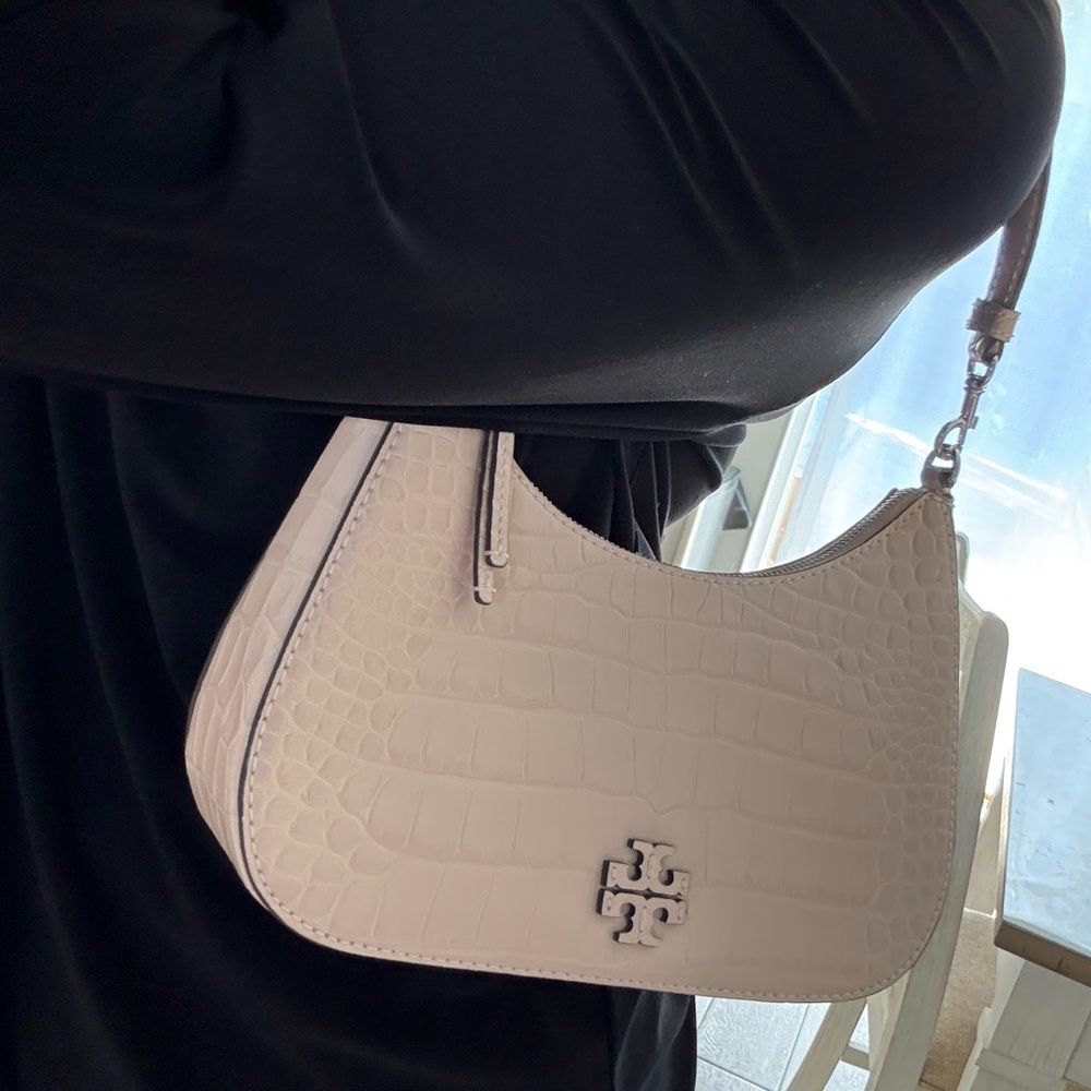 478$! Tory Burch - Thea Embossed Convertible Crossbody, Clay Pink - Picture 7 of 13